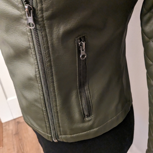 Vegan Leather Olive Green Moto jacket size M - Picture 2 of 12